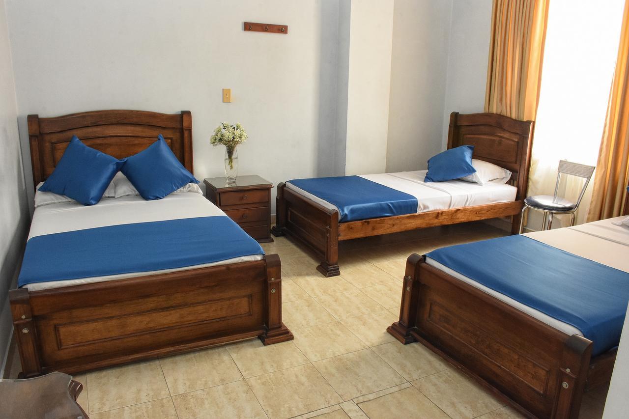 Hotel El Lago 2 Pereira Bagian luar foto